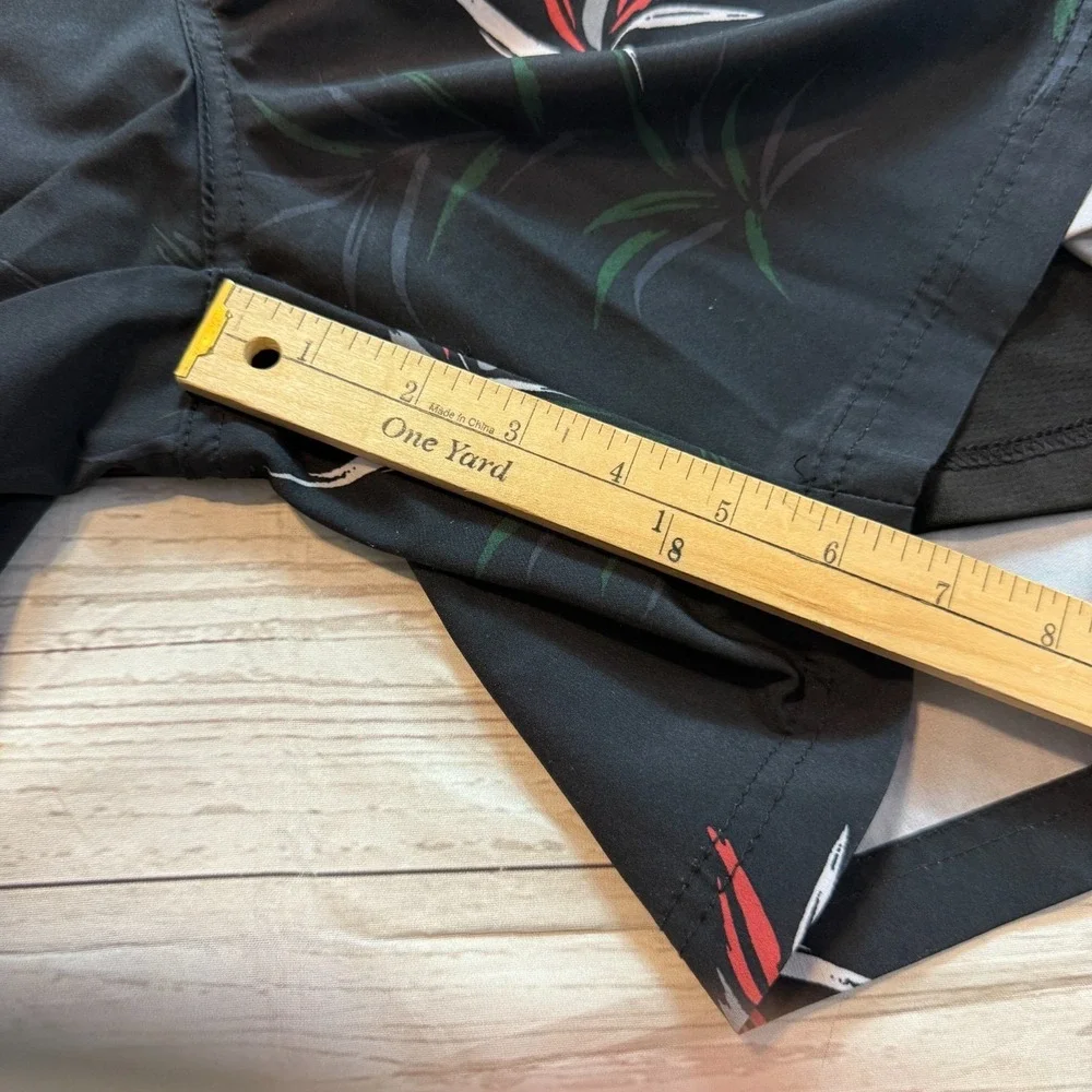 Quicksilver Boardshorts Swim Trunks Black‎ Floral Men's Size XL